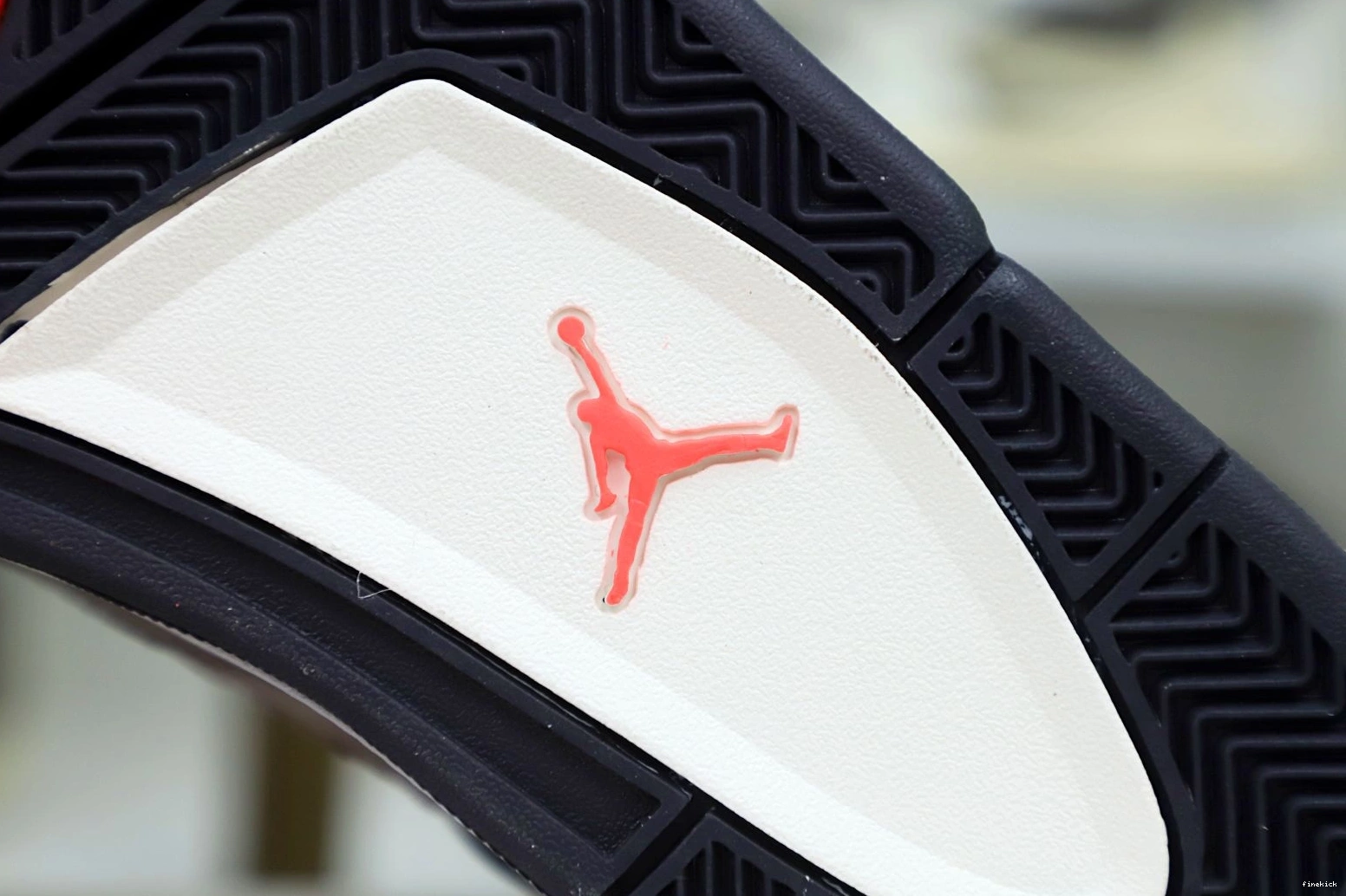 4 RETRO 'TAUPE JORDAN HAZE' AIR 0215